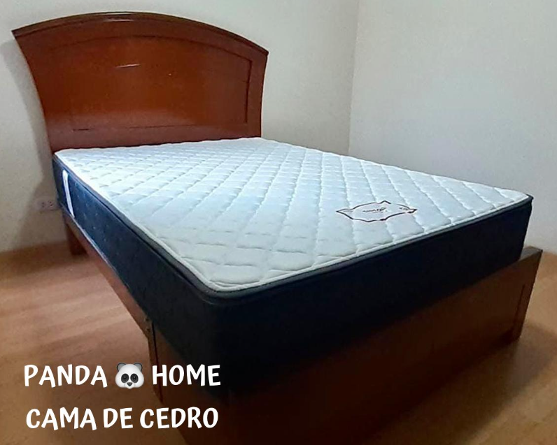 Cama de cedro